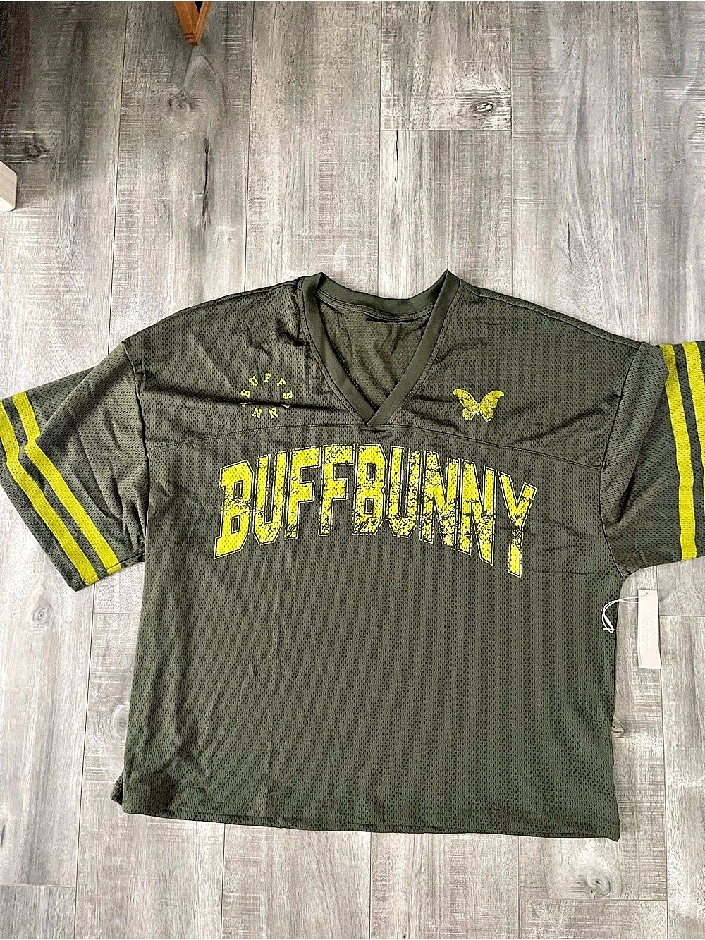 Buffbunny Collection Iconic Mesh Jersey 
Size Medium Gamma Green
